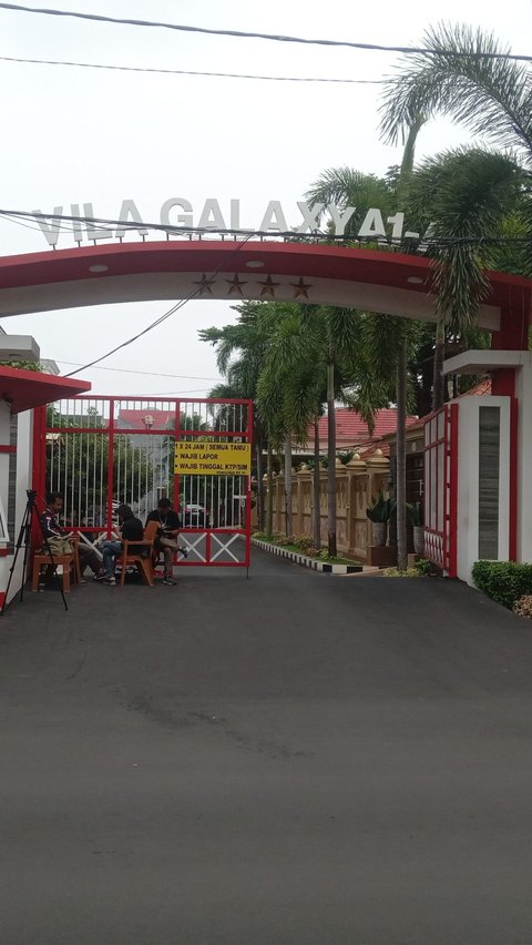 Menengok Aktivitas di Rumah Firli Bahuri Usai jadi Tersangka Pemerasan, Dijaga Ketat Brimob <br>