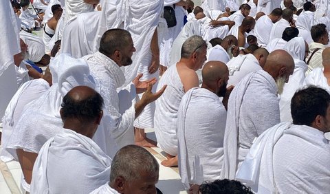 6. Hari Arafah