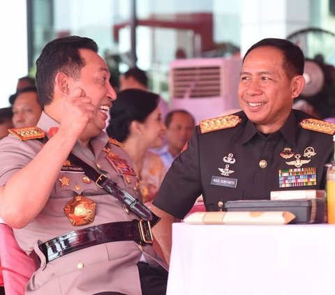 Tawa Renyah Panglima TNI Jenderal Agus Bersama Kapolri, Ingat Masa Lalu Sama-sama Jebolan 1991