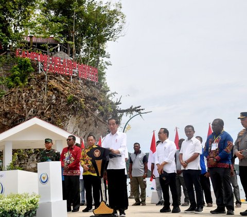 Jokowi Resmikan Kampung Nelayan Modern di Biak Papua: Jangan Sampai Gagal Lagi