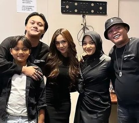 Romantis Semua, Ini Potret Gaya Pacaran Sule, Rizky Febian, dan Putri Delina