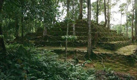 Tiga Punden di Situs Lebak Cibedug