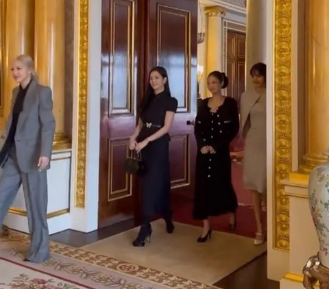 Memukau di Istana Buckingham, Blackpink Raih Gelar Kehormatan