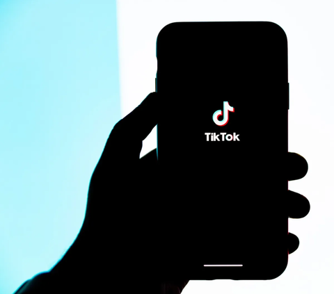 Gadis Depok Diteror dengan Puluhan Order Fiktif Makanan, Pelaku Pengagum dari TikTok