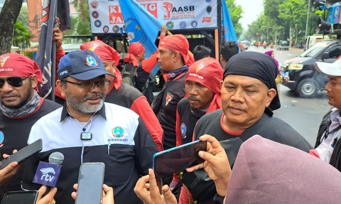 UMK Karawang 2024 Direkomendasikan Naik 12 Persen Jadi Rp5.797.321