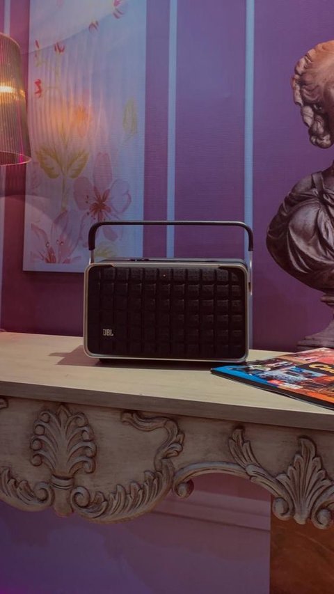 Sneak Peek of the Latest Authentic JBL Products from Indonesia's Music Group, Maliq & D'Essentials