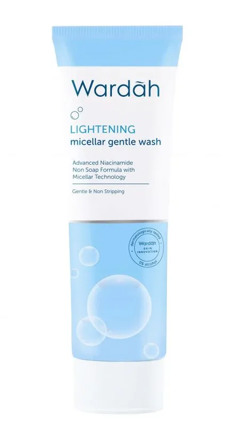 6. Wardah Lightening Gentle Wash: Pembersih Wajah Seimbang pH dan Mencerahkan Kulit