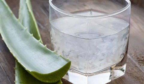 1.	Menggunakan Campuran Aloe Vera