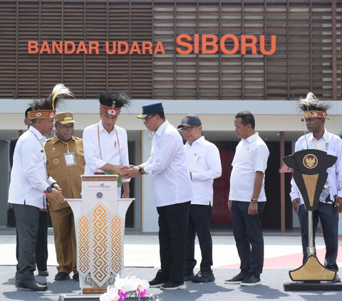 Jokowi Groundbreaking Kawasan Industri Pupuk di Papua, Nilai Investasi Tembus Rp30 Triliun