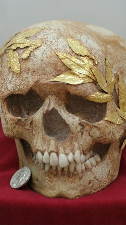 Tengkorak Bertakhta Karangan Bunga Emas Berusia 2.500 Tahun Ditemukan, Ternyata Bukan Sosok Sembarangan