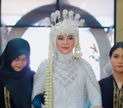 Viral Ijab Kabul Wedding Using Sign Language, Full of Emotion Similar to Korean Drama Story