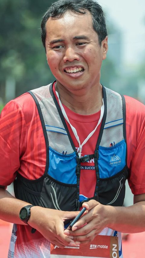 Detik-Detik Penyandang Autisme Tuntaskan Lari Maraton 42 KM, Jadi Pelari Autisme Pertama & Berhasil