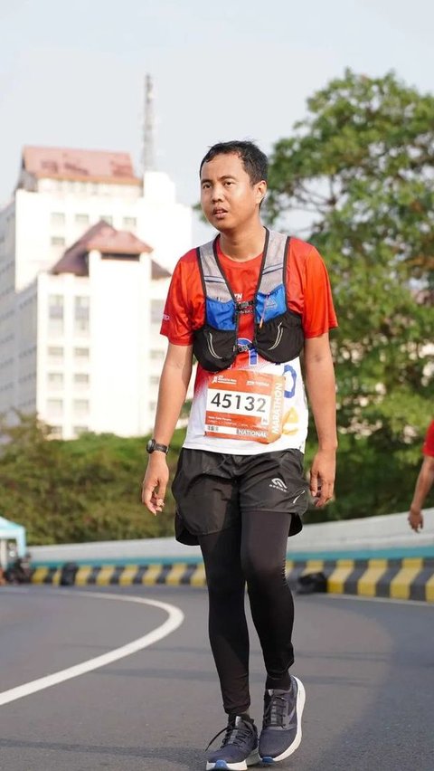 Melalui Instagram miliknya yang bernama natriocatrayososha, Osha juga membagikan perjalanannya saat mengikuti lari maraton. <br>