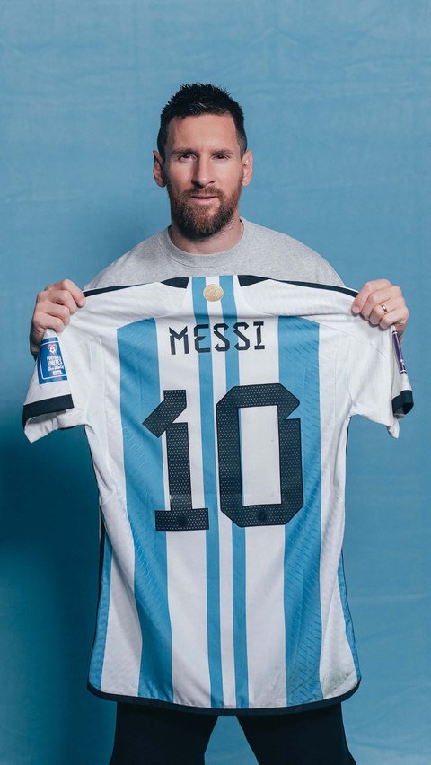 FOTO: Penampakan Jersey Messi di Piala Dunia 2022 Akan Dilelang untuk Amal, Harganya Diprediksi Pecahkan Rekor