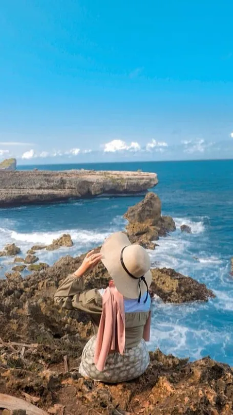 50 Kata Motivasi tentang Pantai & Laut yang Indah, Cocok Buat Untaian Kalimat Menenangkan