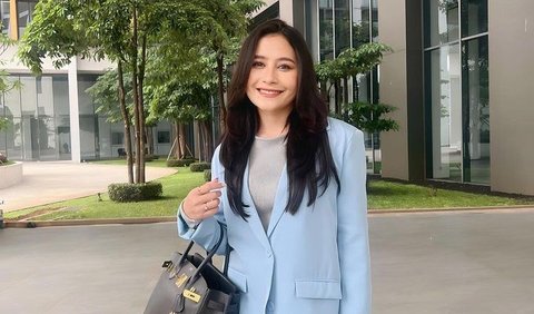 Penampilan Prilly Latuconsina langsung menuai komentar dari rekan artis dan public figure. Mereka memuji penampilan Prilly.<br>