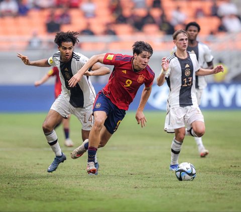 FOTO: Gilas Spanyol, Jerman Lolos ke Semifinal Piala Dunia U-17