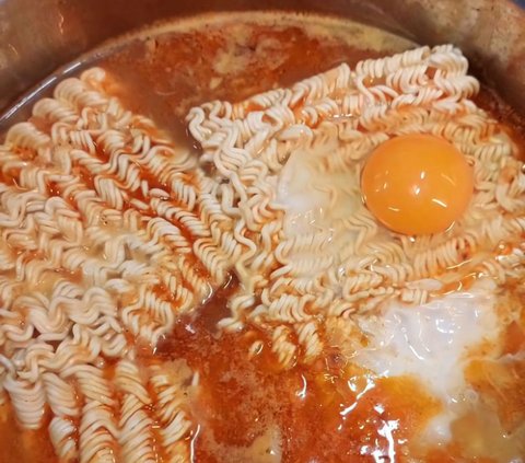 Leave the Old Technique, Here's the Correct and Healthy Way to Cook Instant Noodles According to Doctors