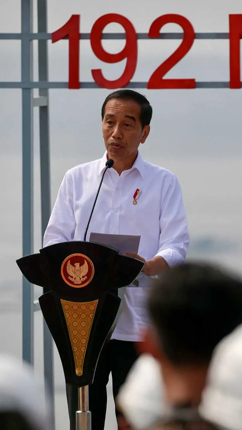 Jokowi Resmi Copot Sementara Firli Bahuri sebagai Ketua KPK