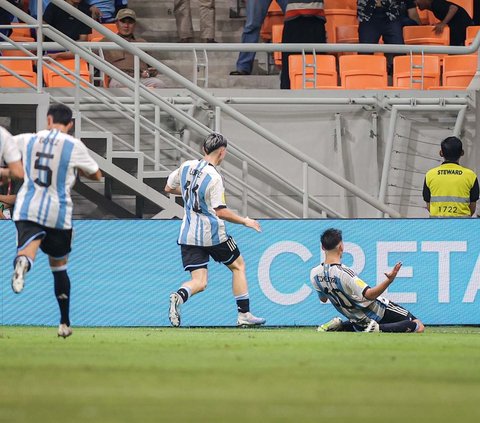 FOTO: Tanpa Ampun! Argentina Habisi Brasil 3-0 dan Lolos ke Semifinal Piala Dunia U-17