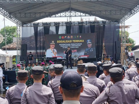 Gus Ipul Ajak Masyarakat Stop Beli Rokok Ilegal karena Hambat Pajak