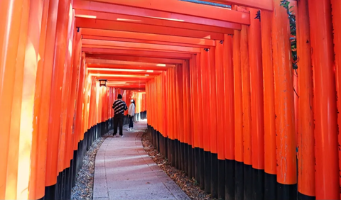 1. Fushimi Inari Taisha