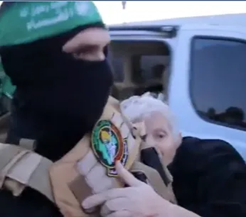 Detik-detik Pejuang Al-Qassam Palestina Bebaskan Sandera Israel, Etikanya Luar Biasa Manula Sampai Digendong