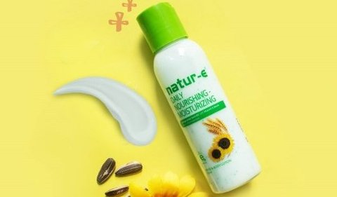 3. Natur E Hand & Body Lotion yang Daily Nourishing-Moisturizing