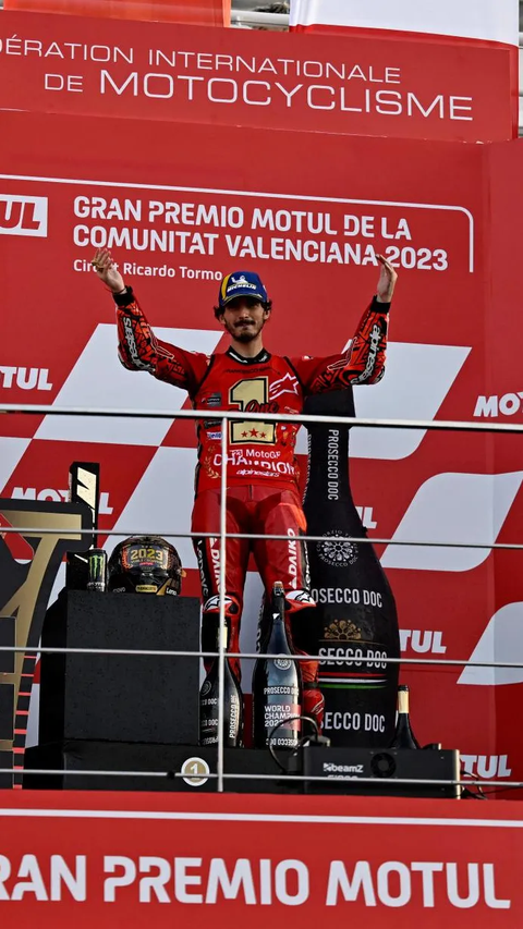 Kemenangan ini membuat Pecco mencetak tiga rekor usai menyandang sebagai juara dunia MotoGP 2023.
