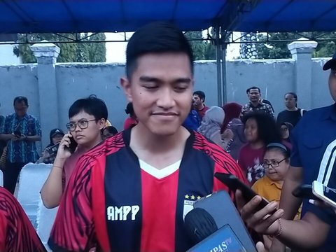 Potret Kaesang Main Bola Bareng Jagoan Persipura hingga Kepincut Berinvestasi