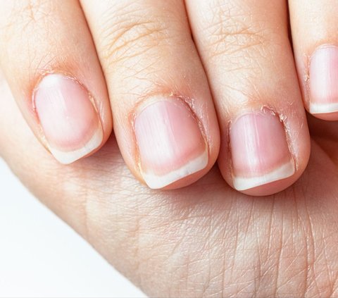 Stop Cutting Cuticles, Find Out How to Take Care of Them