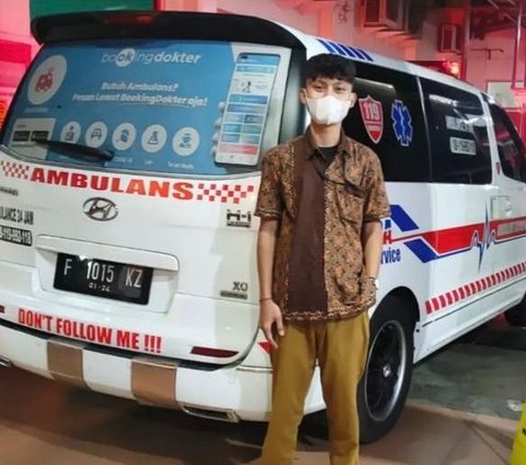 Viral Sopir Ambulans di Jaksel Ketemu Mbak Kunti Duduk Santai di Kuburan, Auto Ngacir Ketakutan