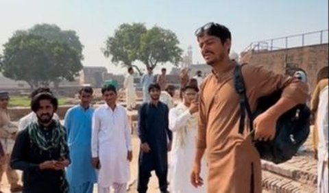 Pengalaman Unik Turis Indonesia di Pakistan