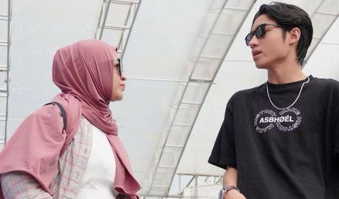 Okie Terlihat Kakak Beradik dengan Keisha<br>