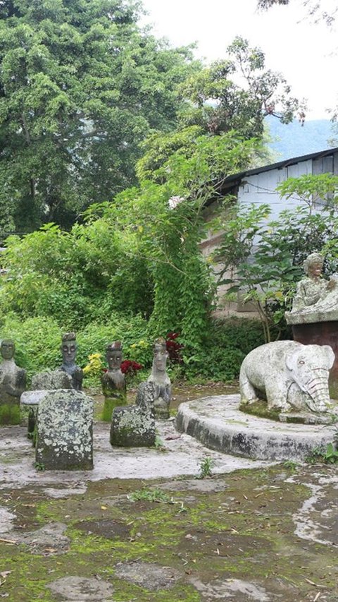 Menelusuri Sarkofagus Tomok, Peninggalan Megalitik di Makam Raja Sidabutar Samosir<br>