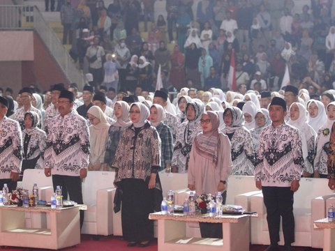 Pagelaran Wayang Warnai Meriahnya Gebyar Malam Puncak Hari Guru Nasional Kota Pasuruan