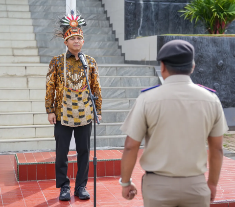 Pimpin Upacara di Papua, Wamen Raja Juli Antoni Intruksikan Langkah Mitigasi Konflik Pertanahan