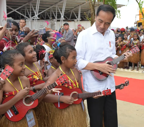 Jokowi Izinkan Prabowo dan Mahfud MD Cuti Kampanye
