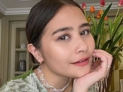 Pantesan Tajir Melintir, Ternyata Prilly Latuconsina Memiliki Kunci Sukses ini Doanya