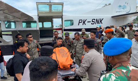 Empat prajurit TNI gugur ditembak Kelompok Kriminal Bersenjata (KKB) di Distrik Paro, Kabupaten Nduga, Papua Pegunungan.<br>