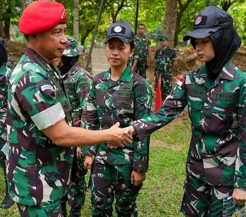 Jenderal Agus Subiyanto Sampai Hormat & Beri Hadiah Spesial, ini Sosok Prajurit TNI AD Borong Juara Umum Lomba Menembak AARM