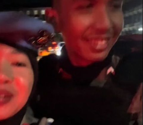 Dinas Bareng, Momen Kebersamaan Ibu dan Anak yang Sama-sama Polisi Ini Viral Curi Perhatian