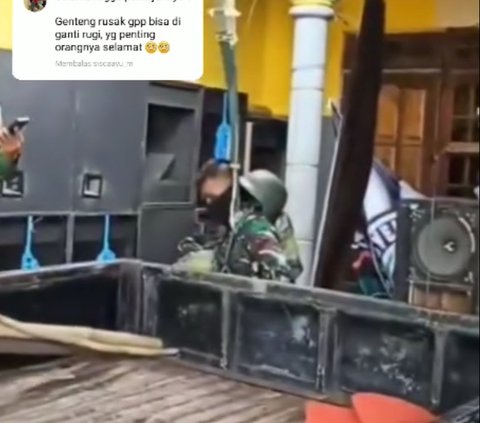 Viral Momen Penerjun Payung TNI Mendarat di Atap Rumah Warga, Parasut Tersangkut