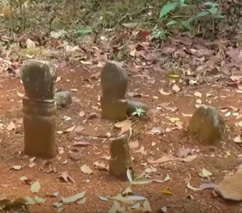 Kondisinya Terbengkalai di Tengah Hutan, Begini Cerita Makam Sinden Berusia Ratusan Tahun di Kebumen