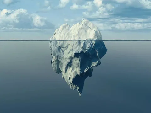Terrifying! The Largest Iceberg in the World Moves for the First Time in 37 Years, the Consequences are Massive