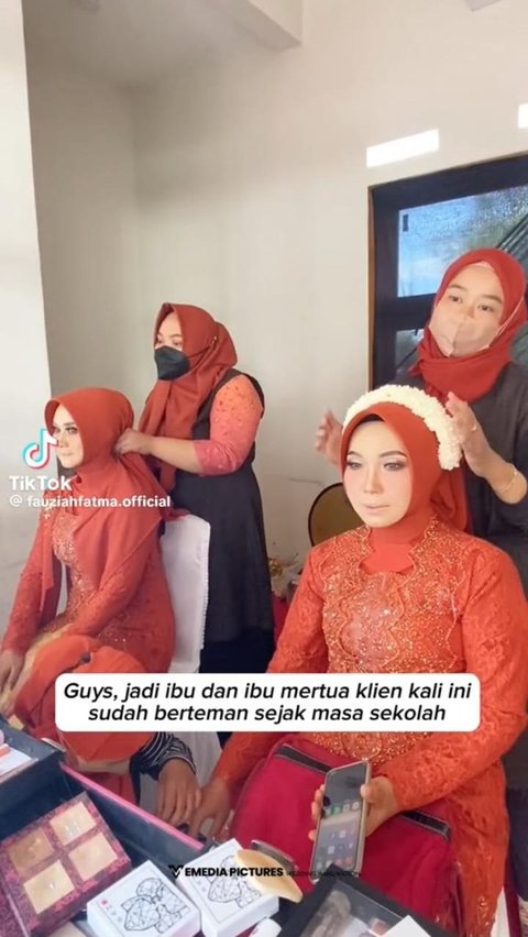 Berteman sejak di Bangku Sekolah, Dua Wanita Ini Berakhir Jadi Besan