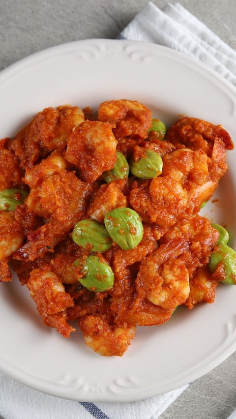 The Tempting Spiciness, 3 Addictive Shrimp Basil Sambal Recipes