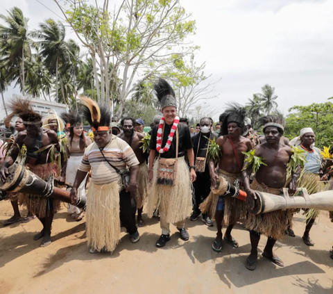 Ganjar Ungkap Cara Ciptakan Situasi Damai di Papua