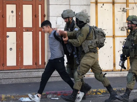 Israel Bebaskan 117 Tahanan Palestina, di Saat yang Sama Kembali Tangkap 116 Warga Tepi Barat