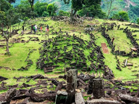 Kontroversi Gunung Padang, Ilmuwan Asing Ragukan Klaim Piramida Tertua, Ini Alasannya